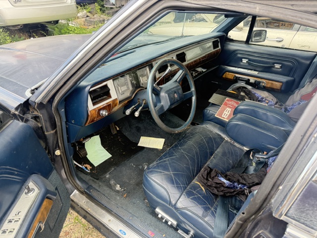 mercury grand marquis 1987 2MEBM75FXHX624497 image mercury grand marquis 1987 2MEBM75FXHX624497 image